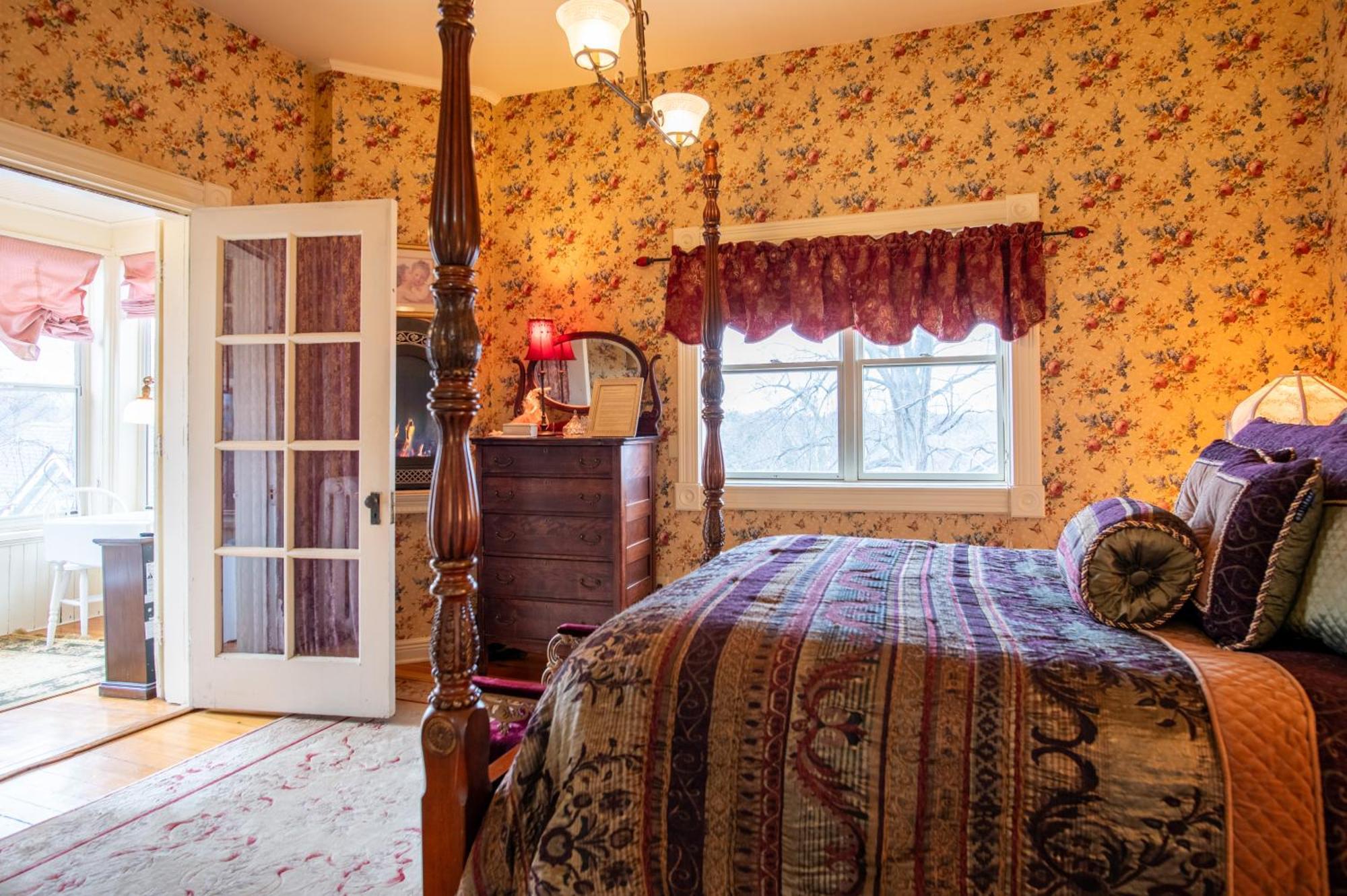 Aurora Staples Inn Stillwater Luaran gambar